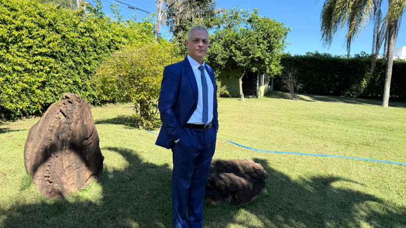 Leonardo Manzan aponta a arbitragem como solução viável para conflitos tributários no cenário pós-reforma.