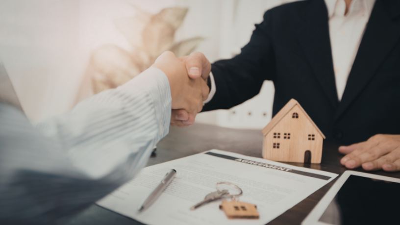 Crédito e mercado imobiliário em transição analisados por Alex Nabuco Dos Santos.