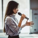 Reserva de cadeiras para mulheres na política: solução necessária ou medida paliativa?