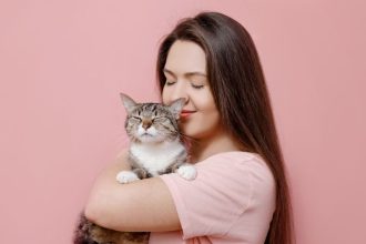 Os Benefícios da Convivência com Animais de Estimação na Longevidade Humana
